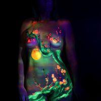 UV Bodypainting Japanese Bloom