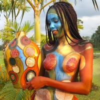 African-vase-Bodypainting