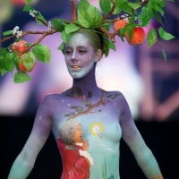 Apple-tree-Bodypainting