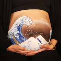 Pregnant Belly Painting The Great Wave off Kanagawa